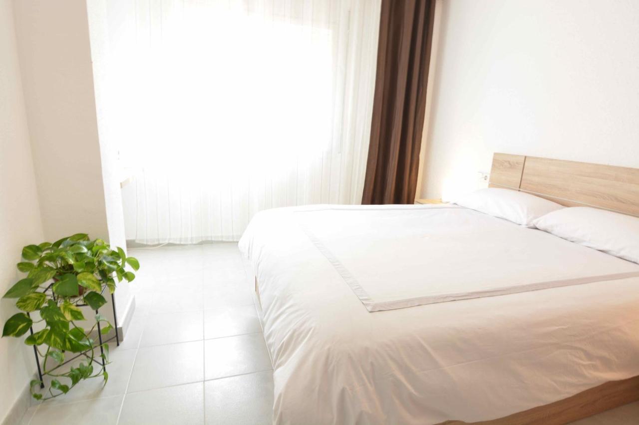 Reus Bedrooms 2 Habitaciones Con Bano Privado, Sin Cocina Exterior photo